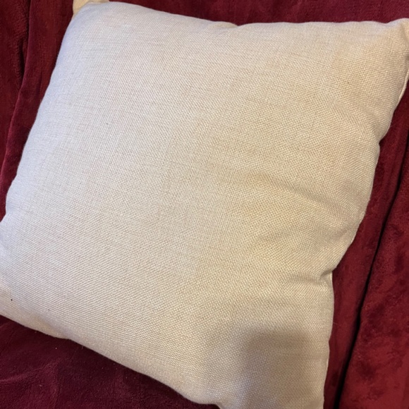 Farmhouse Rooster couch pillow - Picture 3 of 3